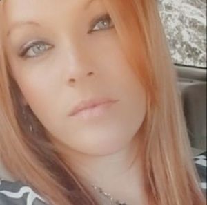 Meet your Posher, Alicia